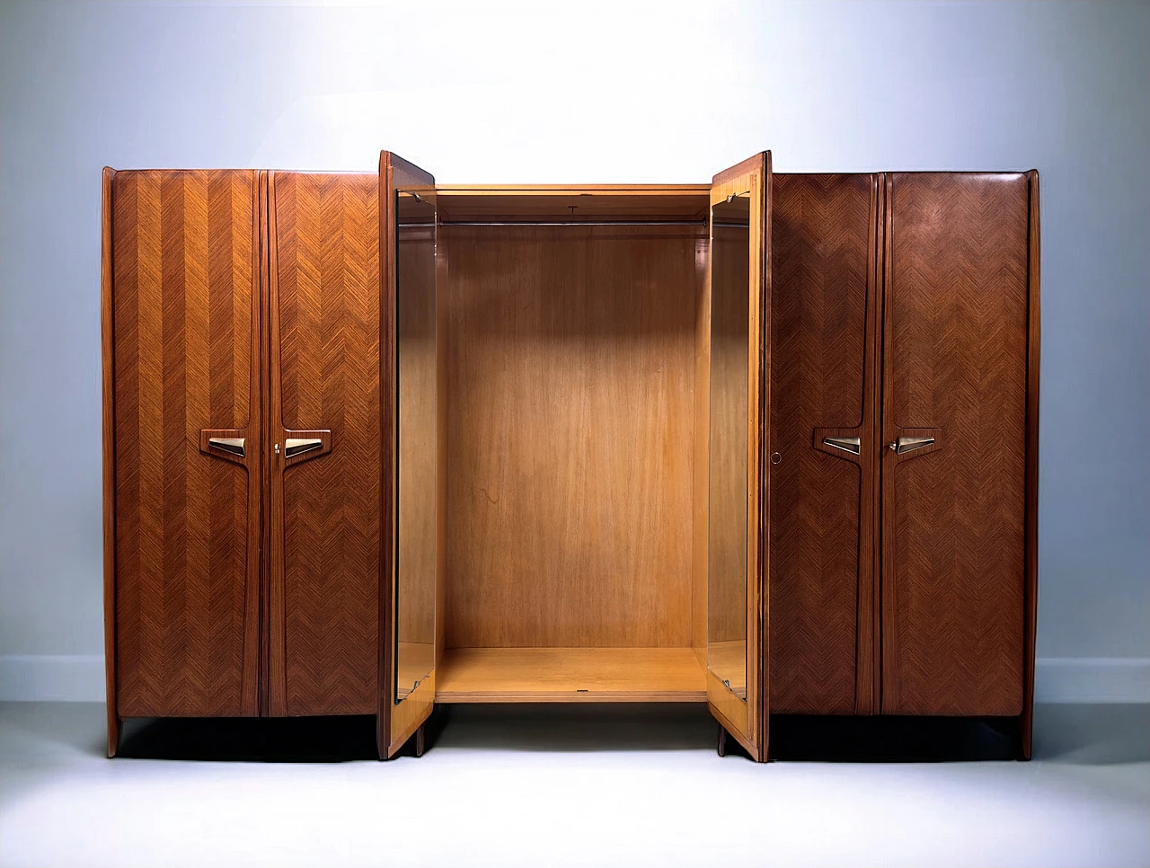 Armadio Mid-Century di La Permanente Mobili Cantù, anni '50 11