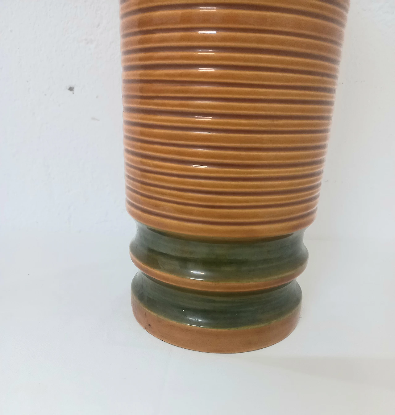 SIC ceramic vase from the 70s 2