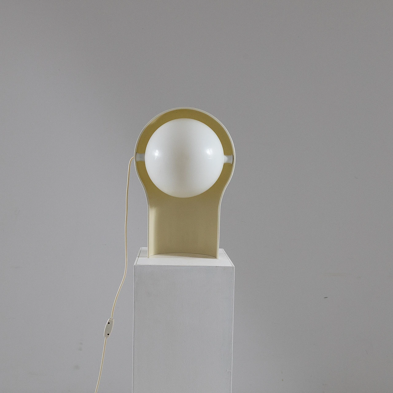 Lampada Telegono di Vico Magistretti per Artemide, anni '60 1