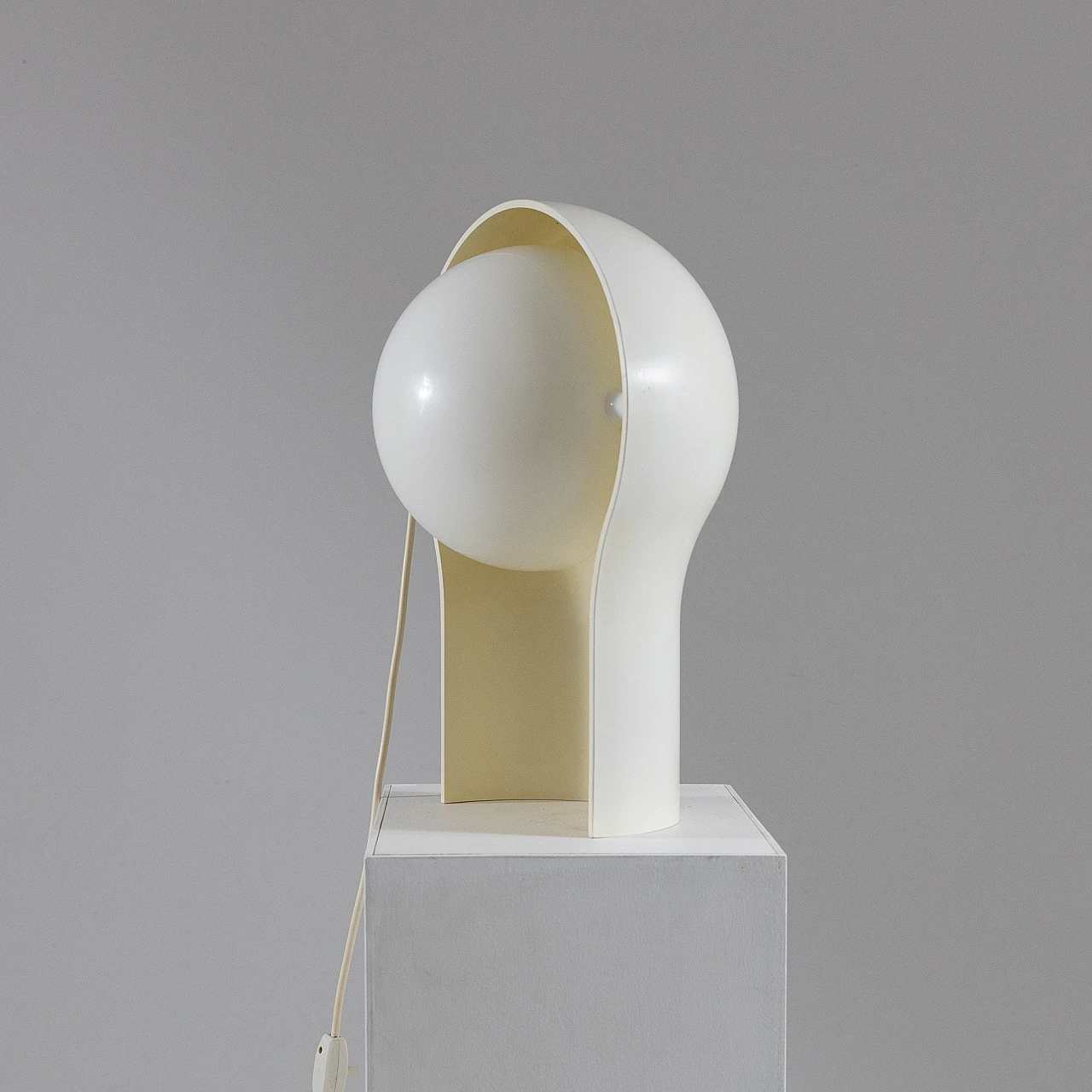 Lampada Telegono di Vico Magistretti per Artemide, anni '60 2