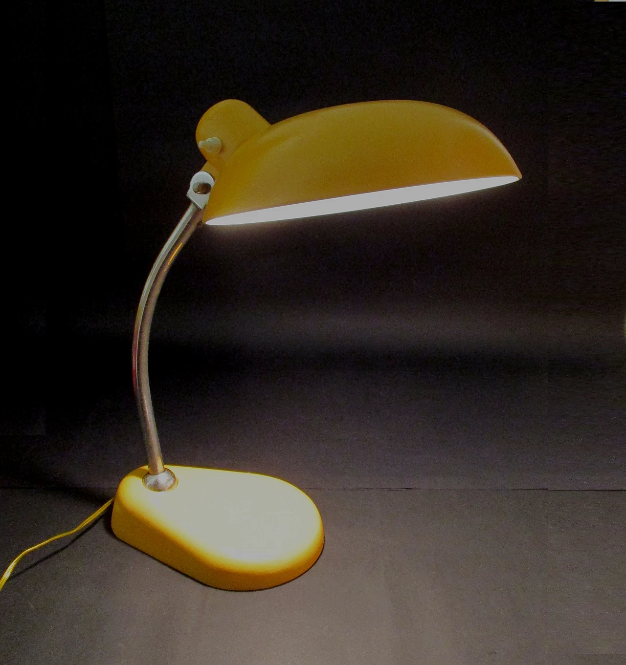 Ministry lamp in metal from the 1930s 6