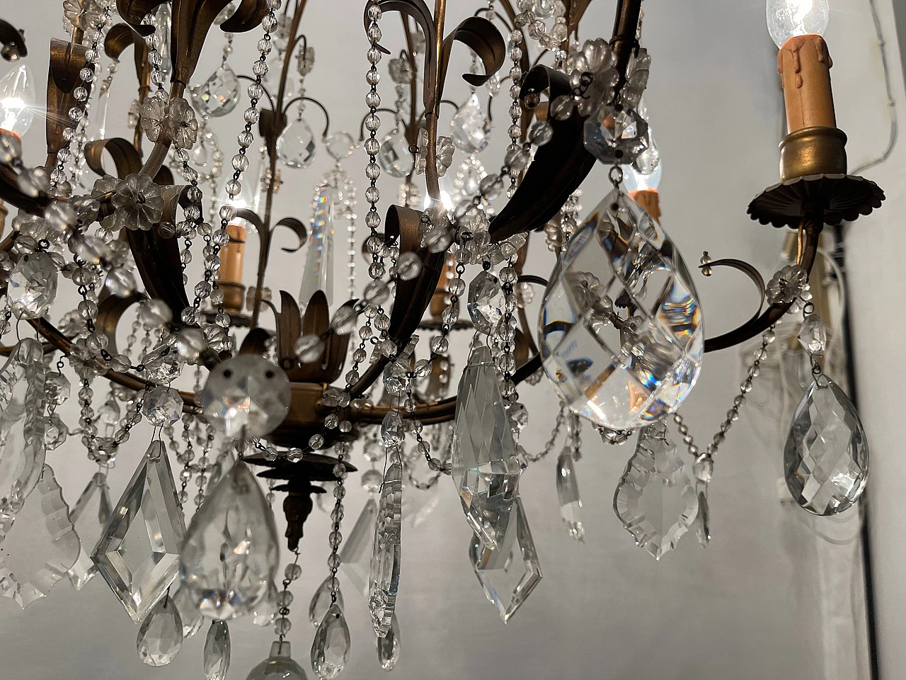 Pair of florentine Macaroni Murano glass tole chandeliers, 1960s 4