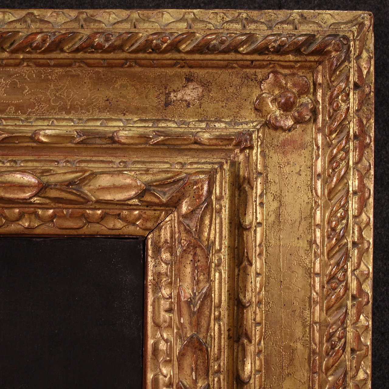 After Titian, Laura Dianti, Venetian school painting, 17th century 10