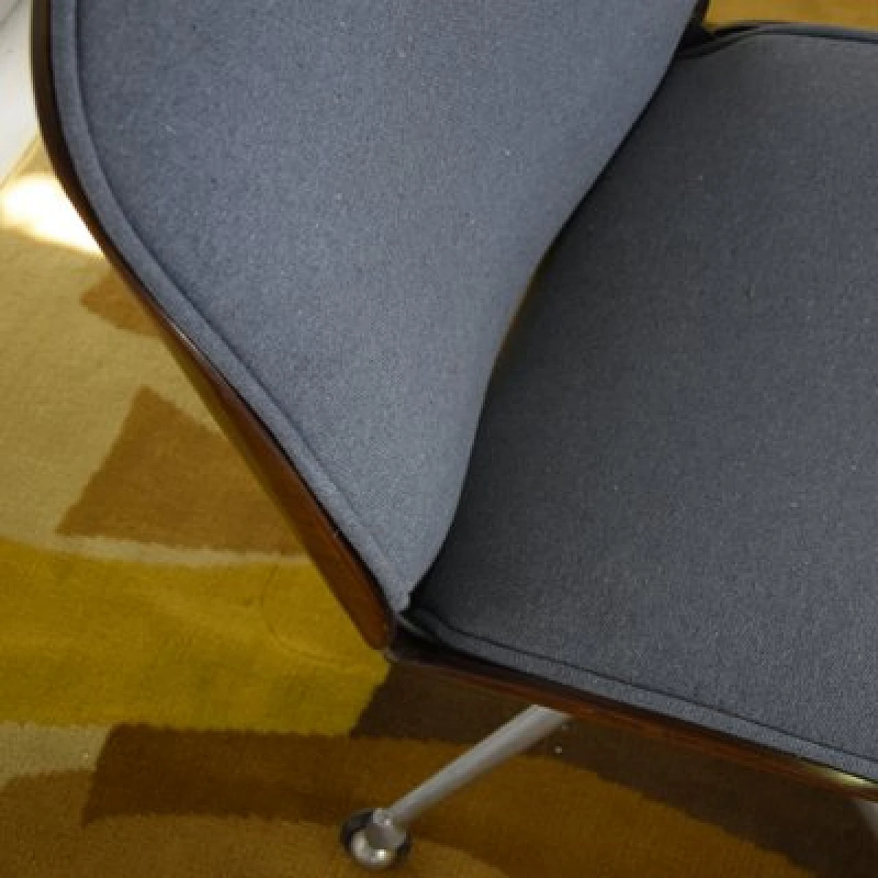 Pair of chairs in wood and fabric by Ico Parisi for Mim, 1970s 3