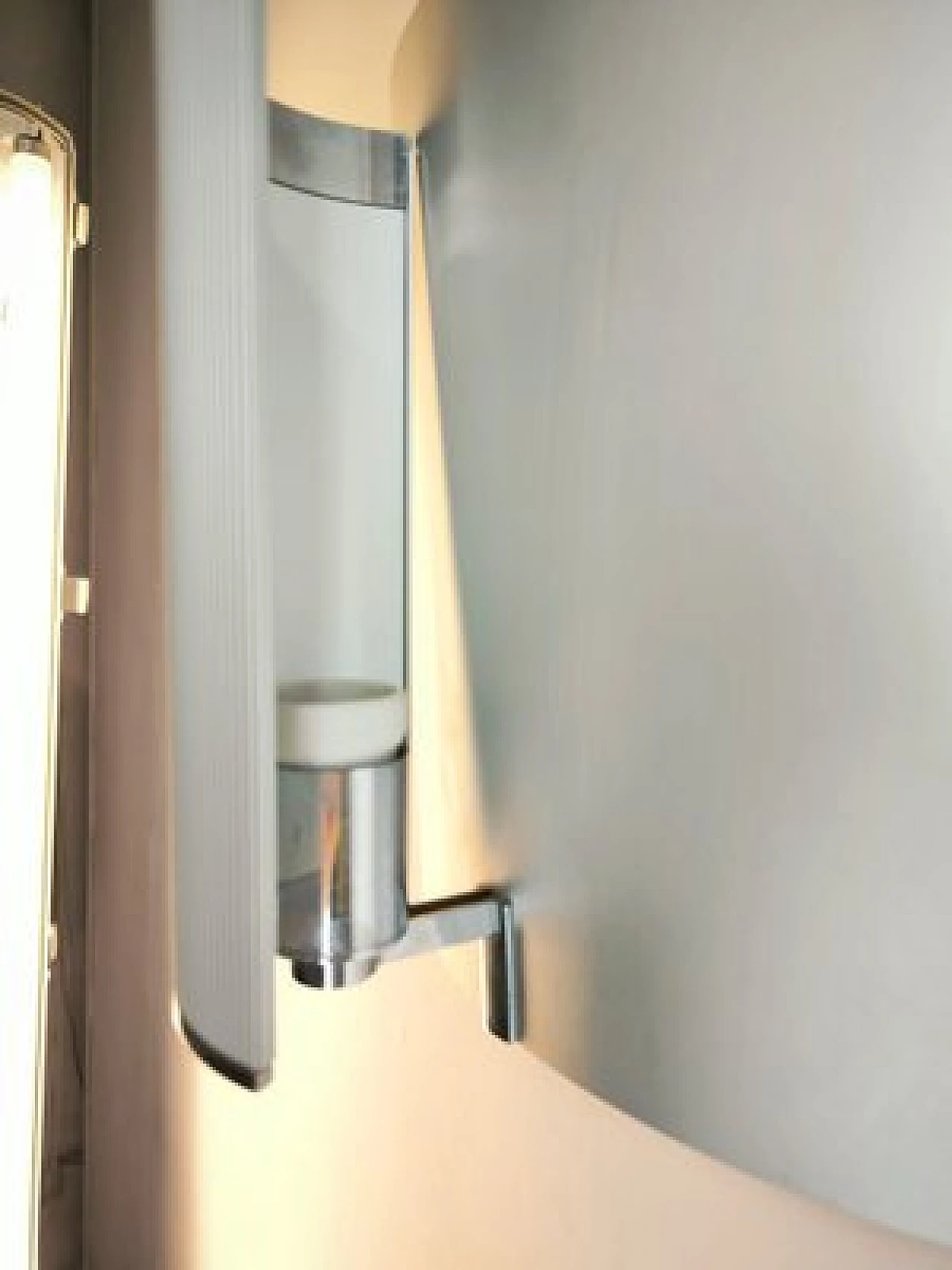 Lampada da parete a luce indiretta orientabile, anni '90 3