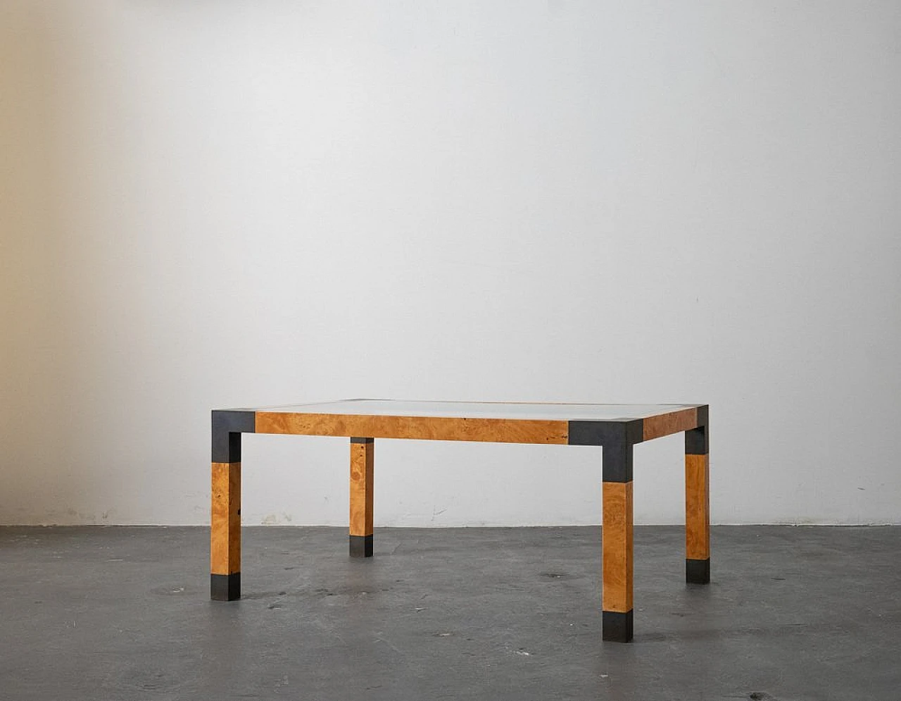 Coffee table in briarwood and brass, 1980s 8