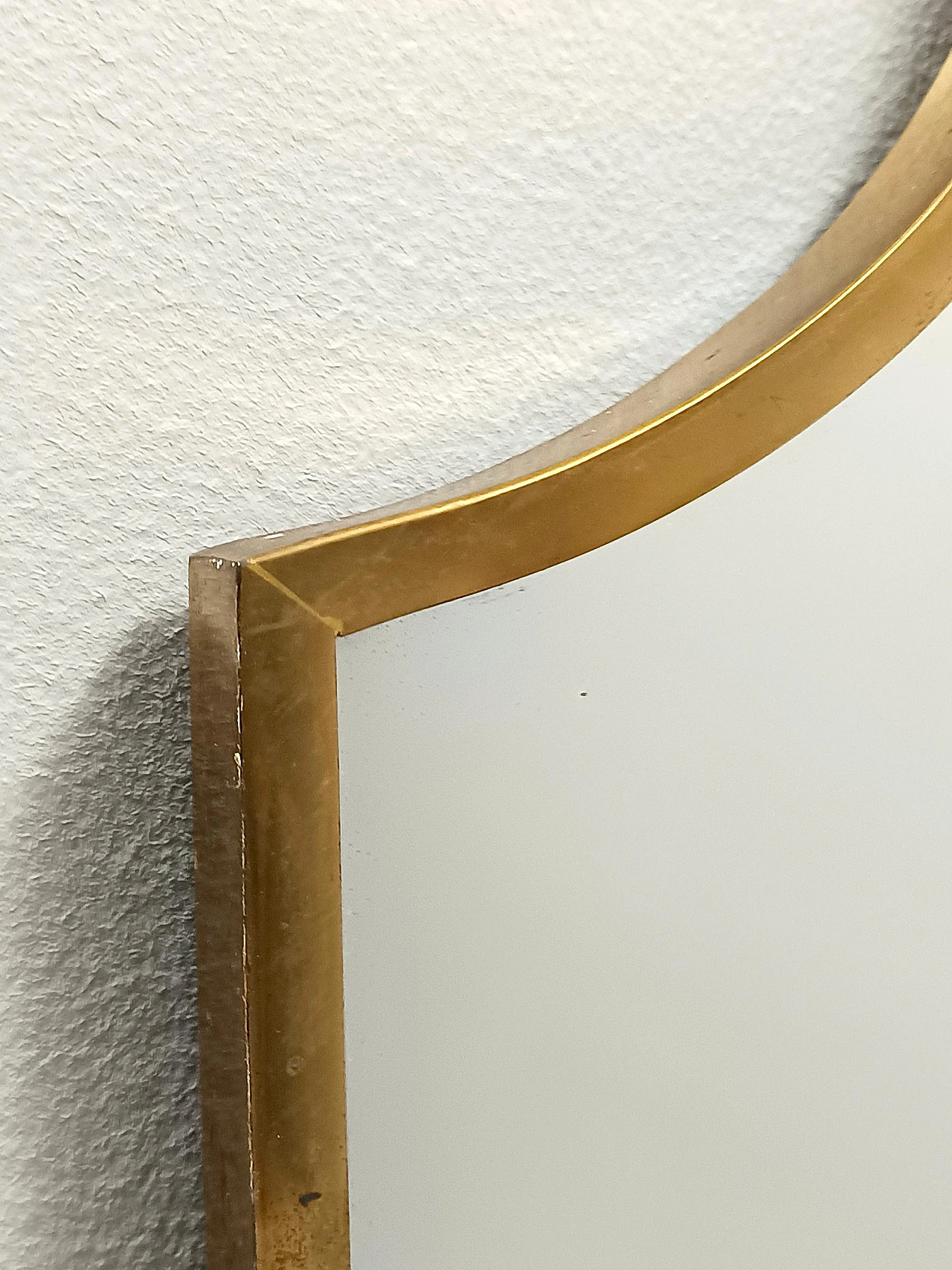 Vintage Brass Shield Shaped Wall Mirror, Italy 7