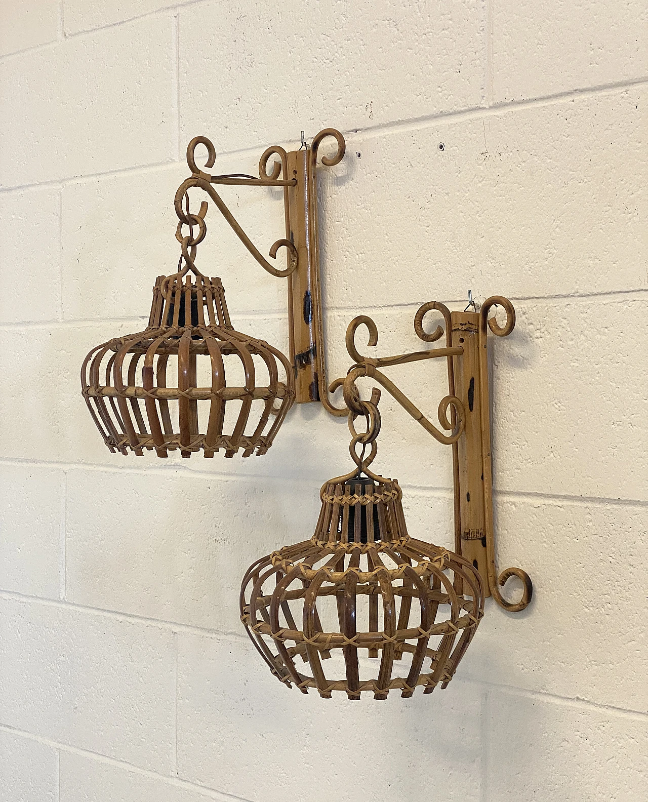 Pair of 70s wall sconces in rush and bamboo 2