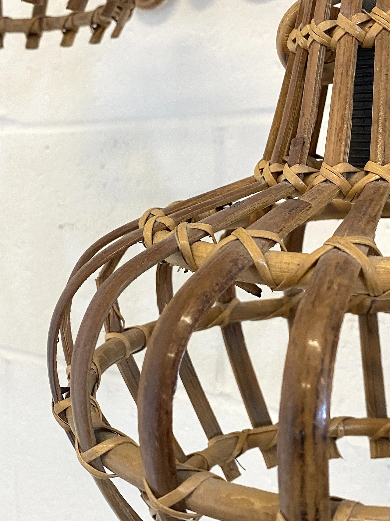 Pair of 70s wall sconces in rush and bamboo 11