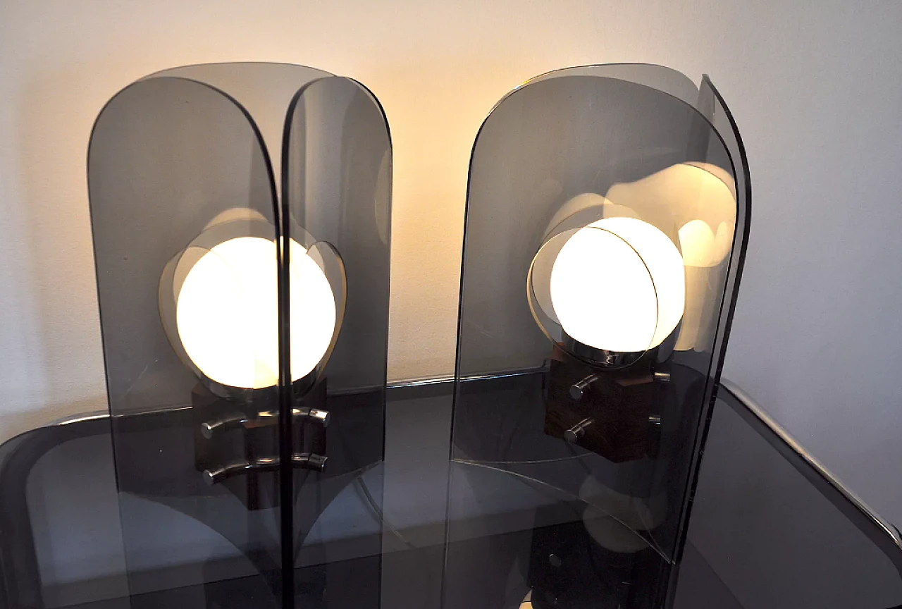 Coppia di lampade danesi in metacrilato e legno, anni '50 6