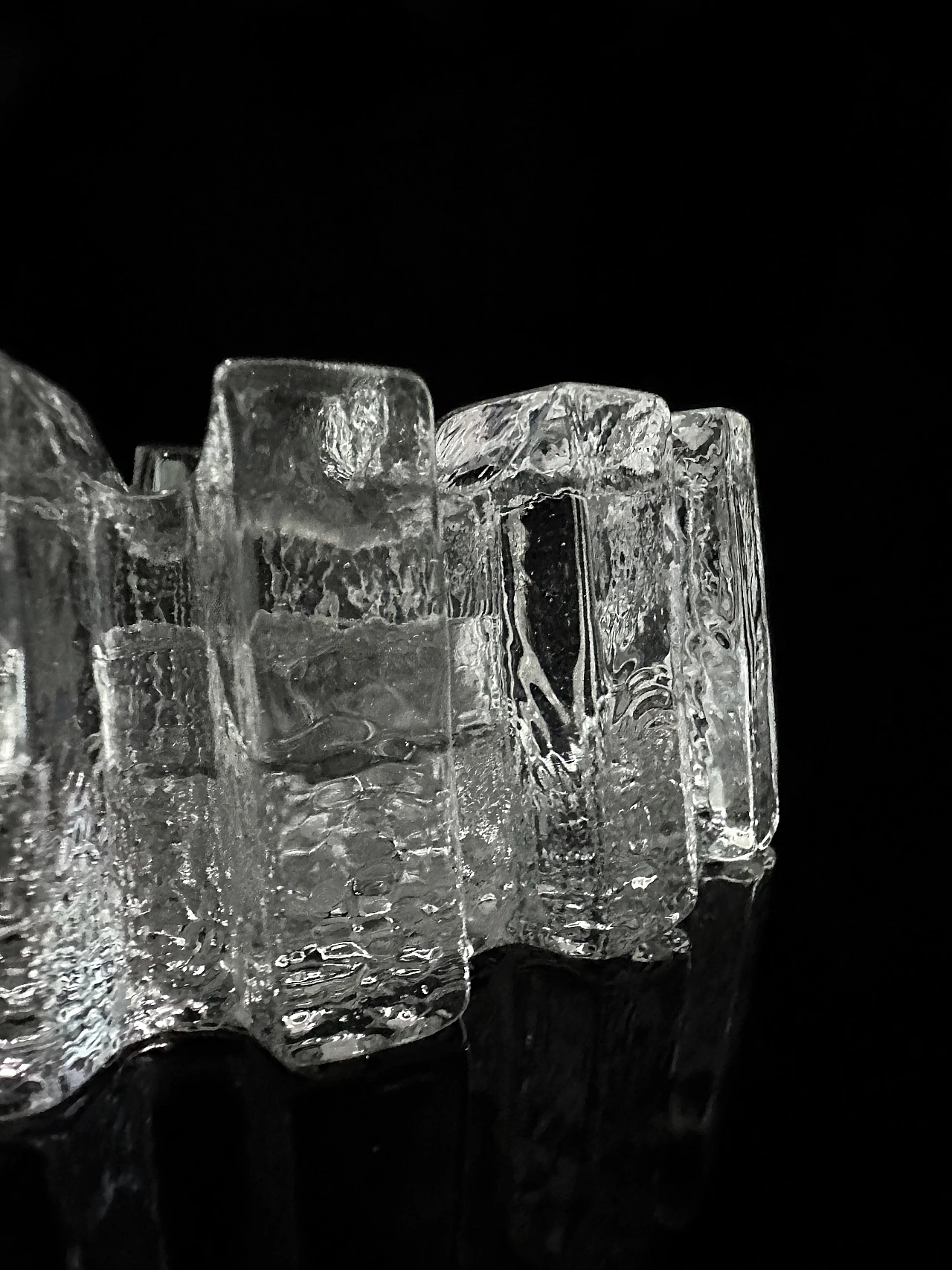 1970s crystal glass Brutalist ashtray 4