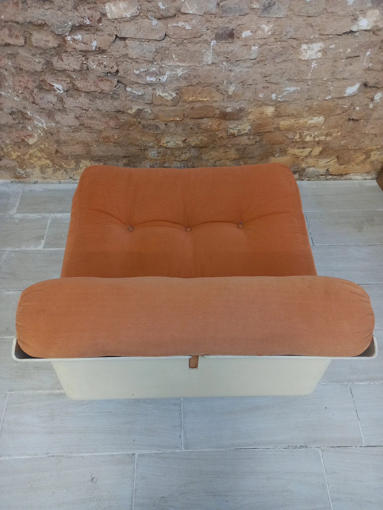 Poltrona in tessuto Amanta produzione B&B, anni '70 5