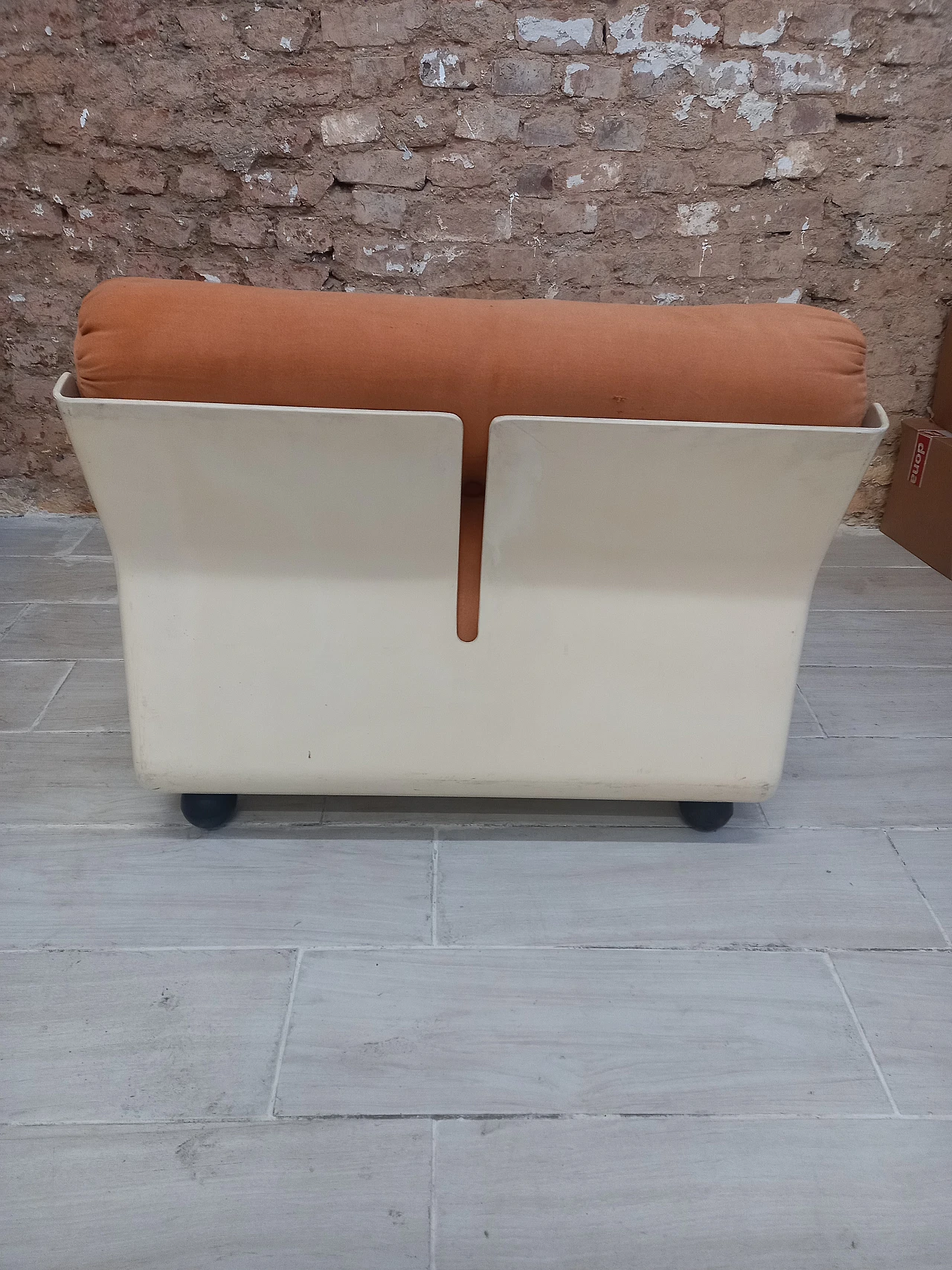 Poltrona in tessuto Amanta produzione B&B, anni '70 6