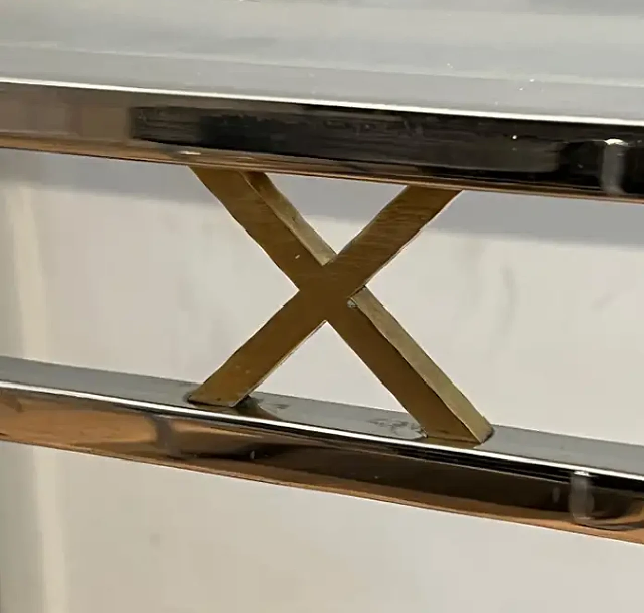 Scrivania in stile neoclassico in cromo e ottone, anni '70 11