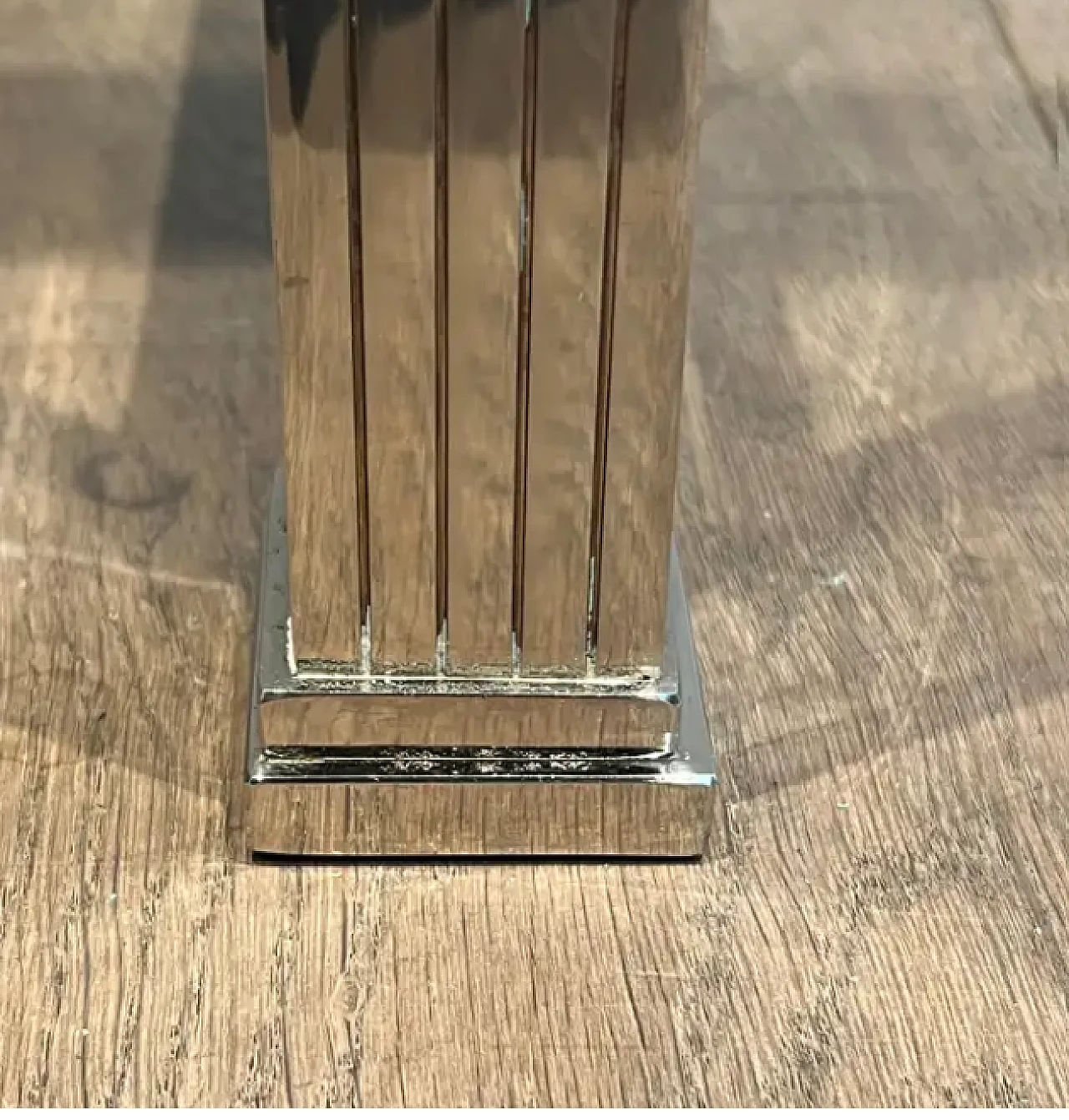 Scrivania in stile neoclassico in cromo e ottone, anni '70 12