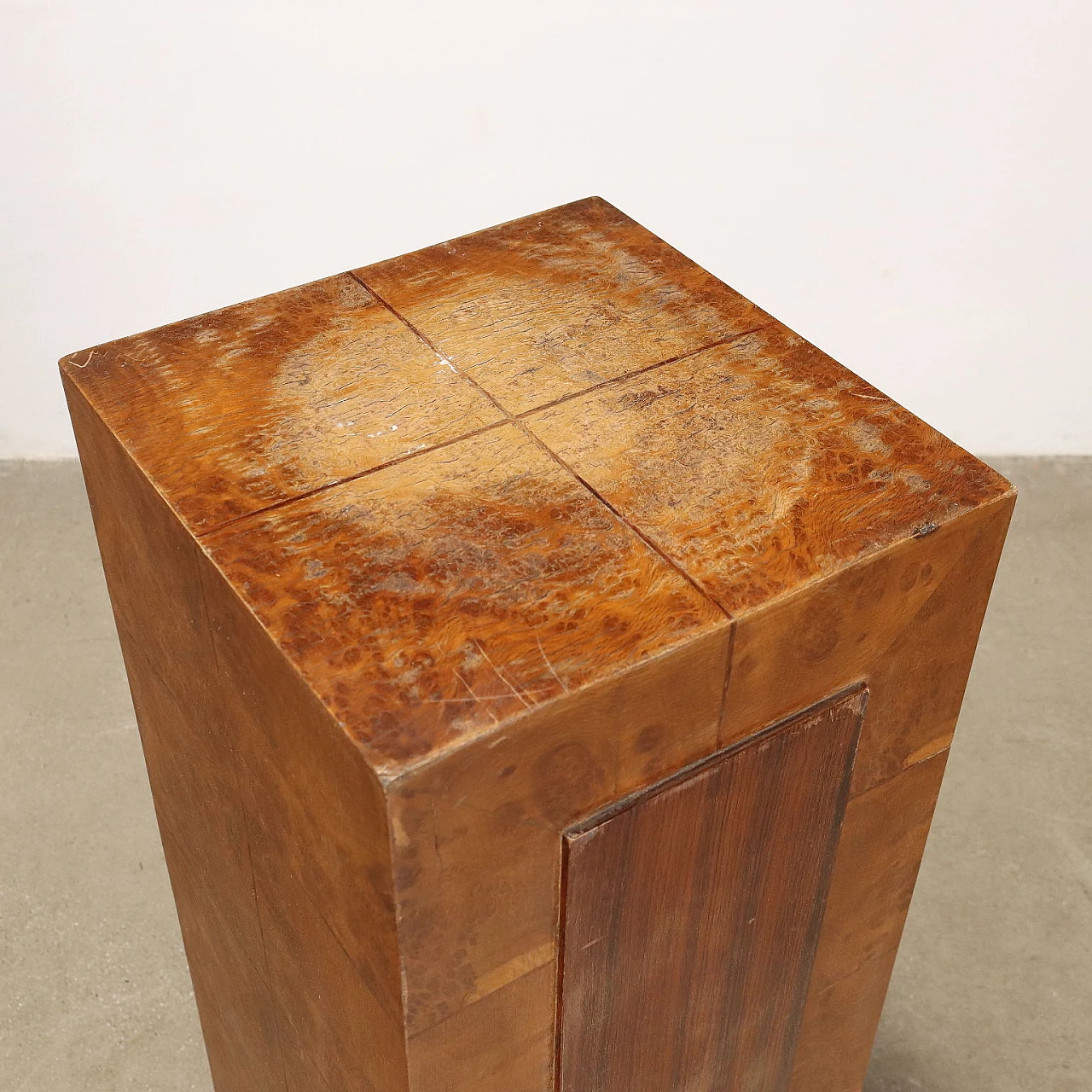 Art Deco briar-root veneered wood column, 1940s 4