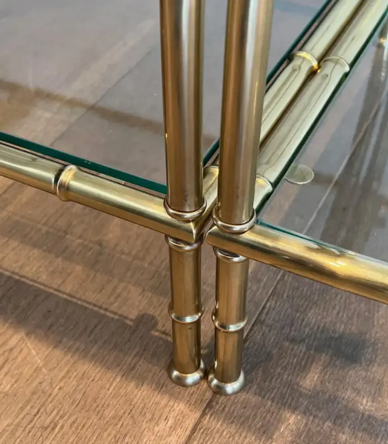 Tavolino tripartito in ottone in finto bambù, anni '40 10