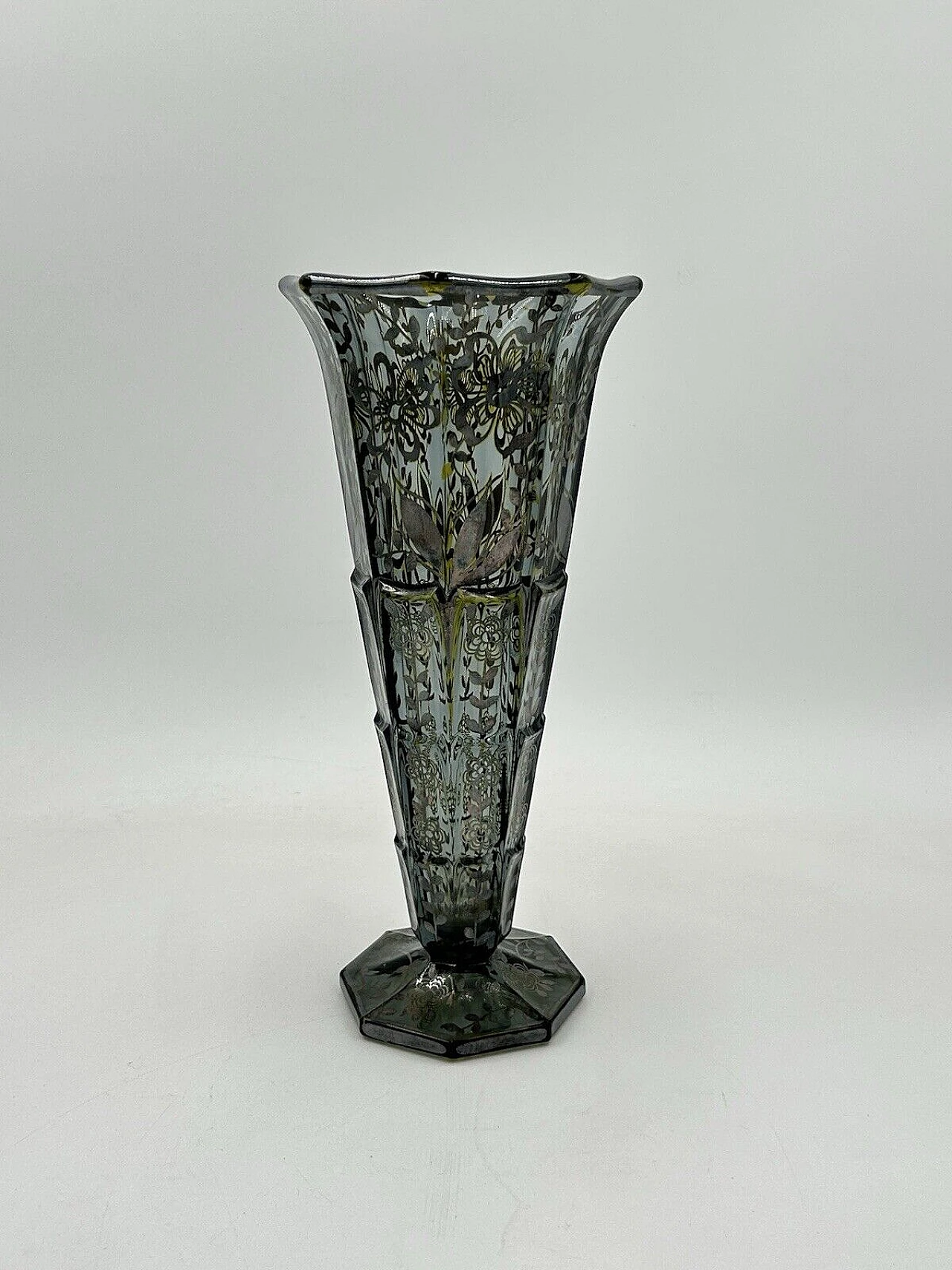 Vaso in vetro e decori in argento, anni '30 3