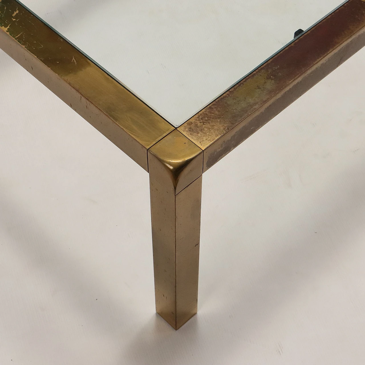 Rectangular coffee table in brass and glass, 1960s 5
