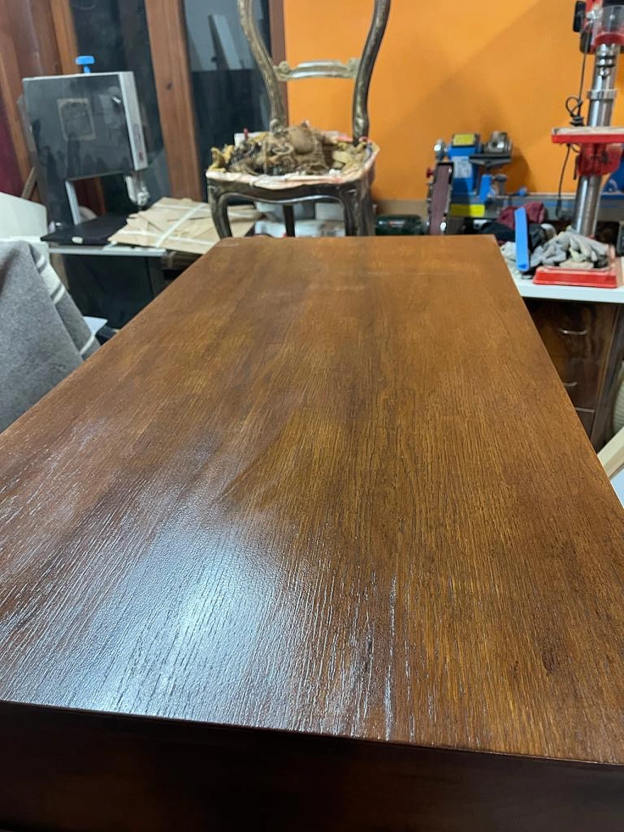 Directories Chest of drawers with brass handles, 1910s 2