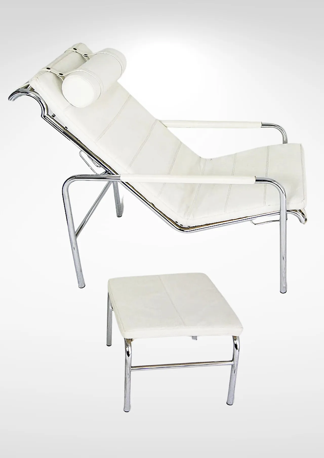 Armchair and footstool Genni by Gabriele Mucchi for Zanotta 1098411