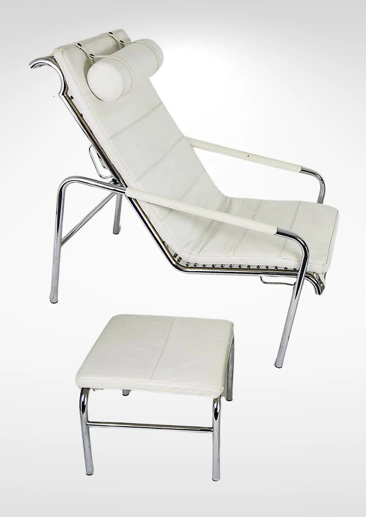 Armchair and footstool Genni by Gabriele Mucchi for Zanotta 1098423