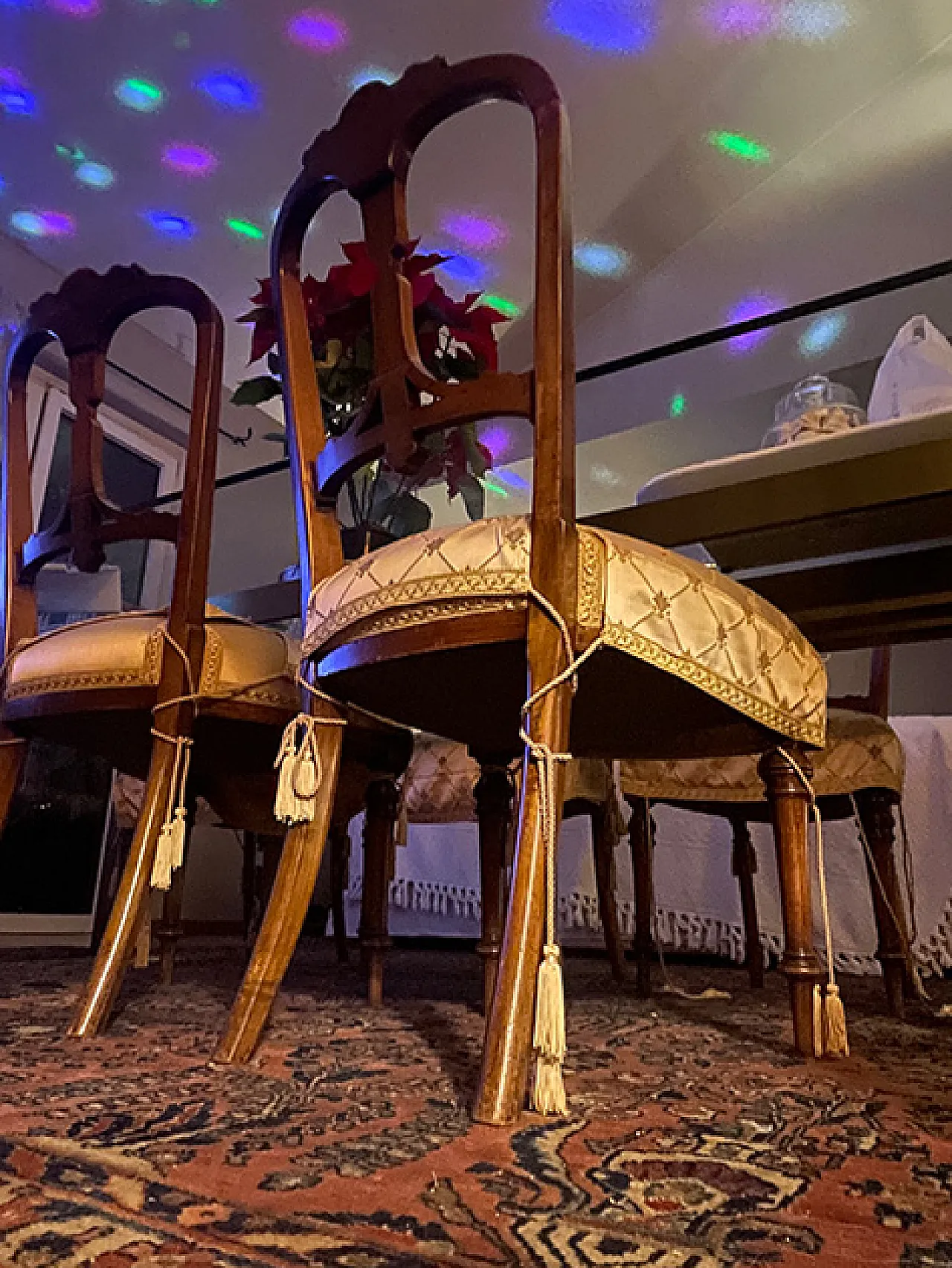 6 sedie Liberty in legno massello intarsiato, primi '900 2