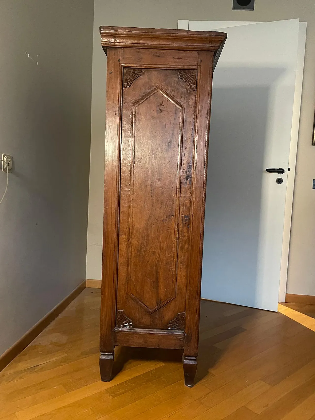 2-door wardrobe from the late 19th century 4