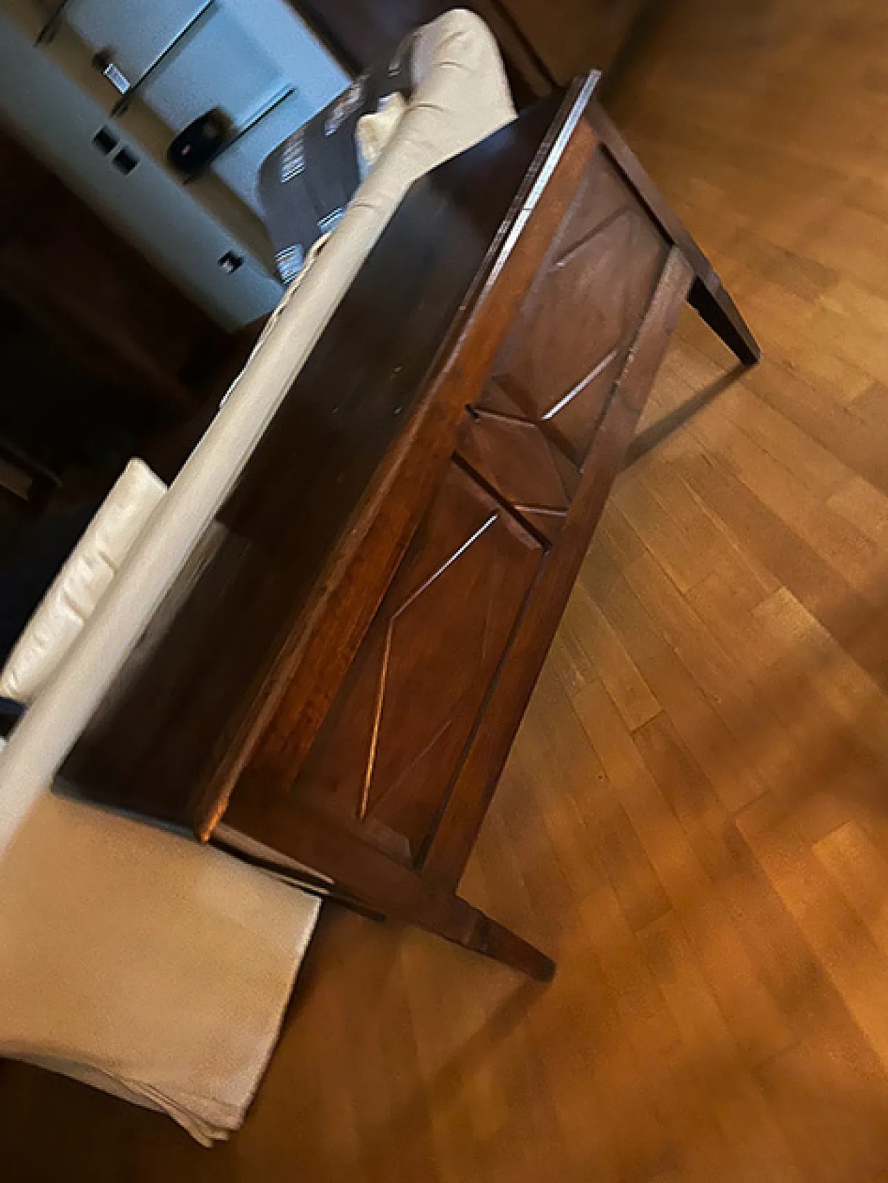 Chest of drawers, 20th century 1