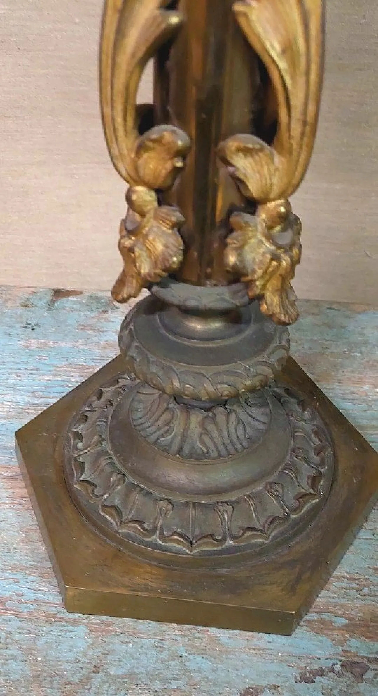 Pair of 6-light gilded bronze candlesticks, 19th century 5