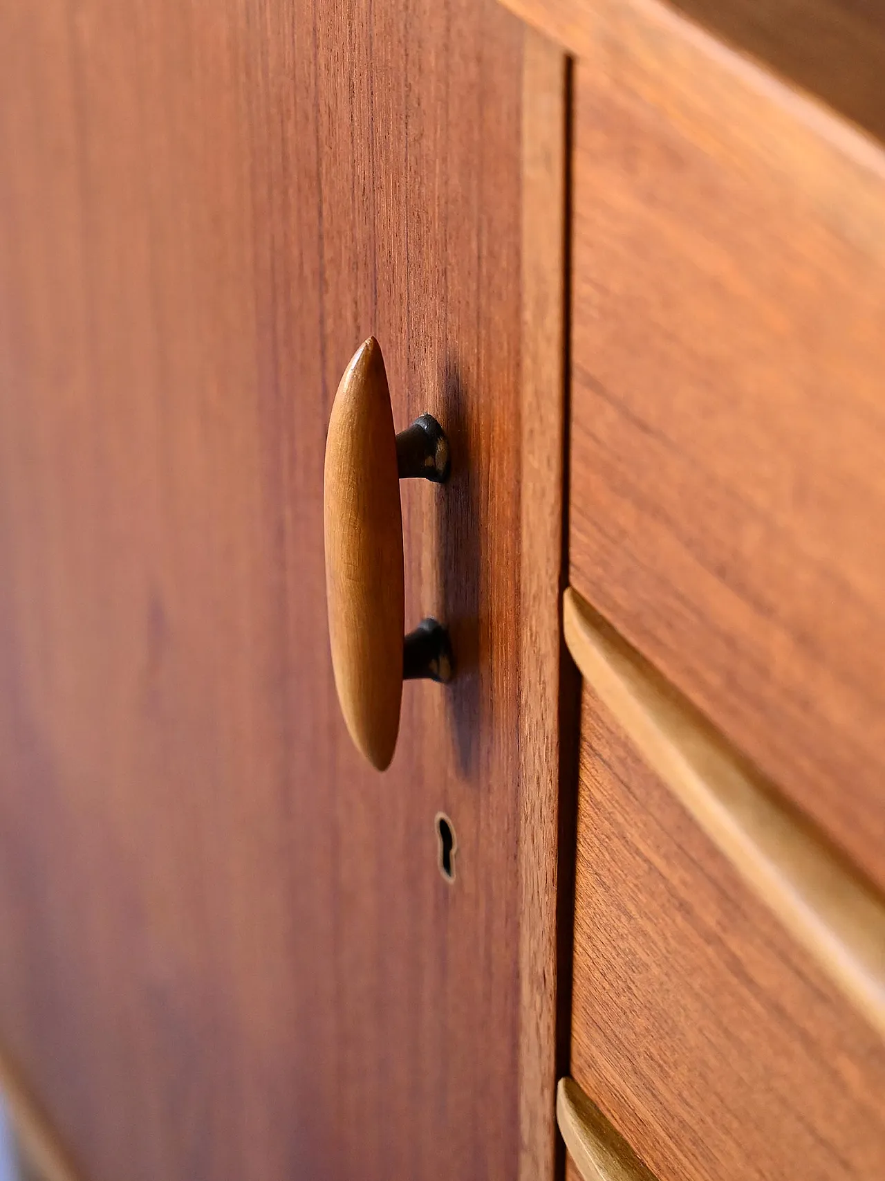 Swedish sideboard from the 1950s 10