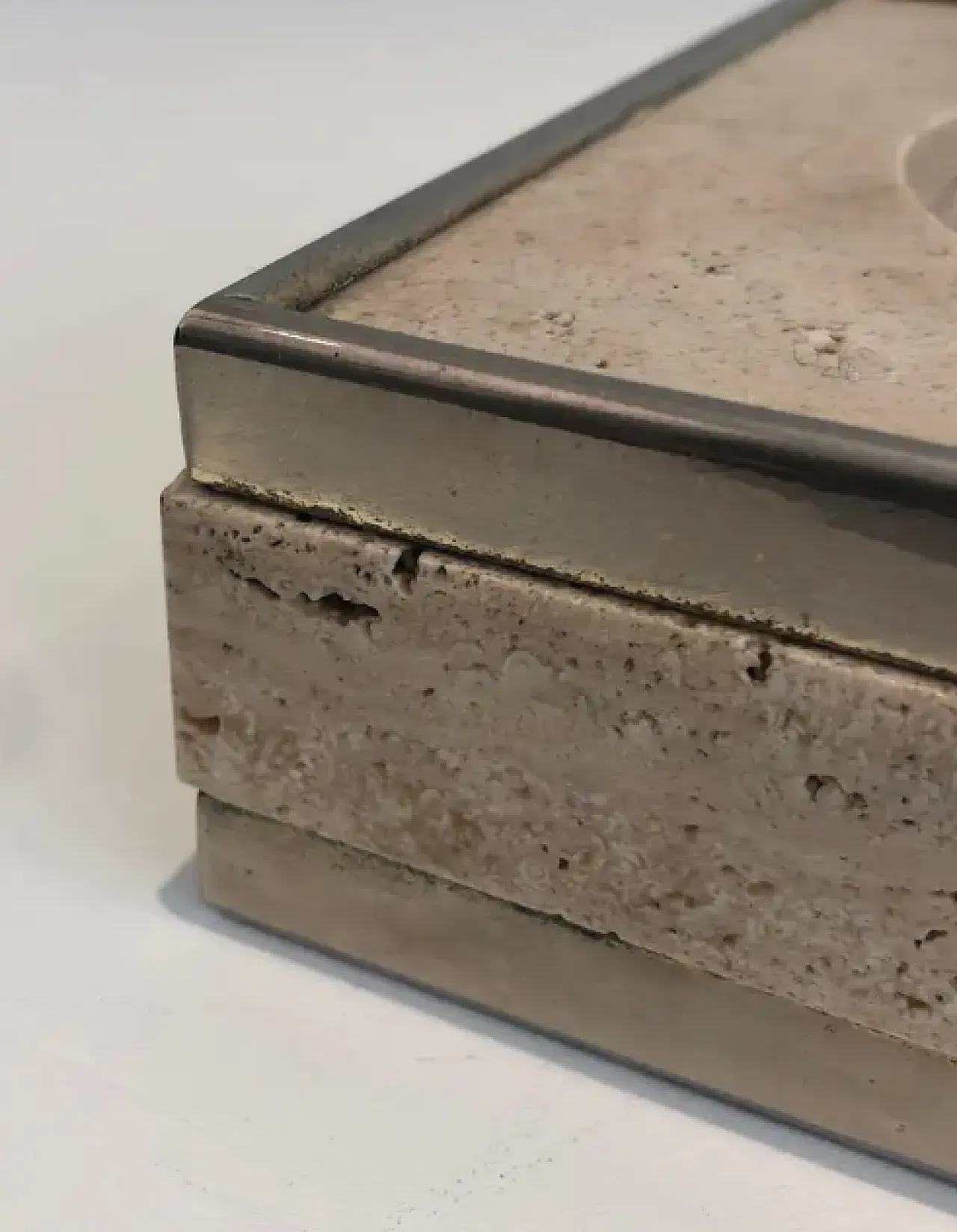 Videopoche in travertino e cromo nello stile di Willy Rizzo, anni '70 5