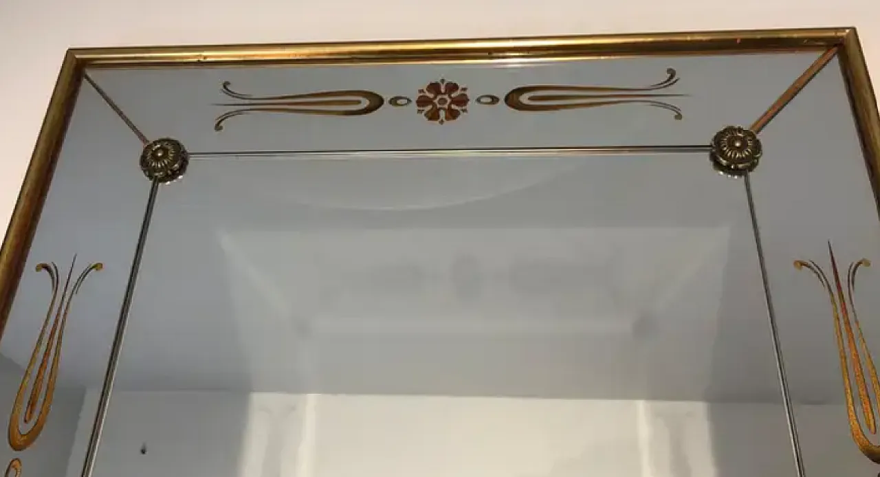Specchio inciso con decorazioni in oro e rosso, anni '70 9