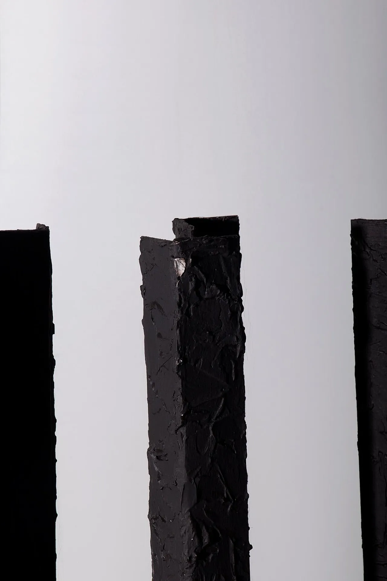 Scultura postmoderna in legno e ferro, anni '80 7