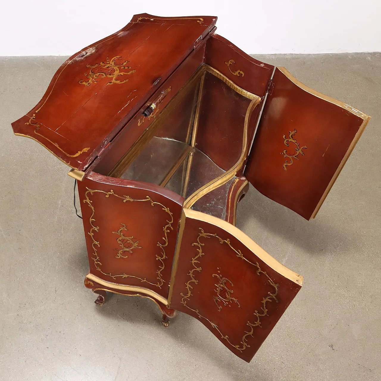 Piccola credenza mobile bar laccato in stile barocchetto, '800 5