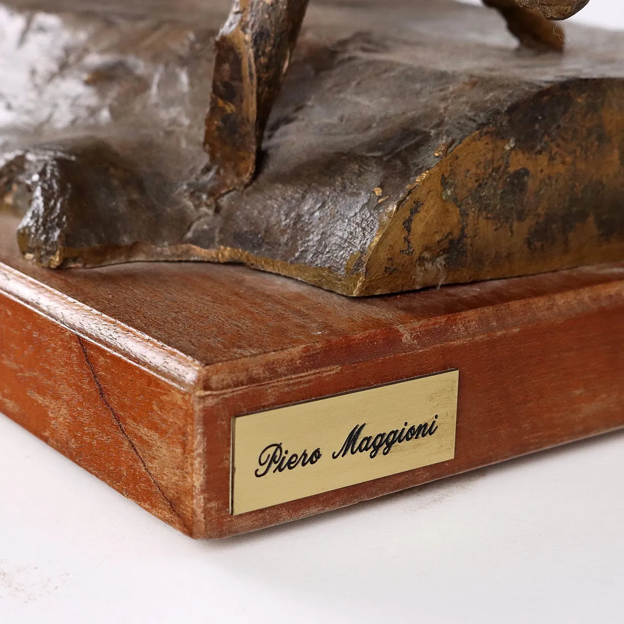 Piero Maggioni, gallo, scultura in bronzo 9