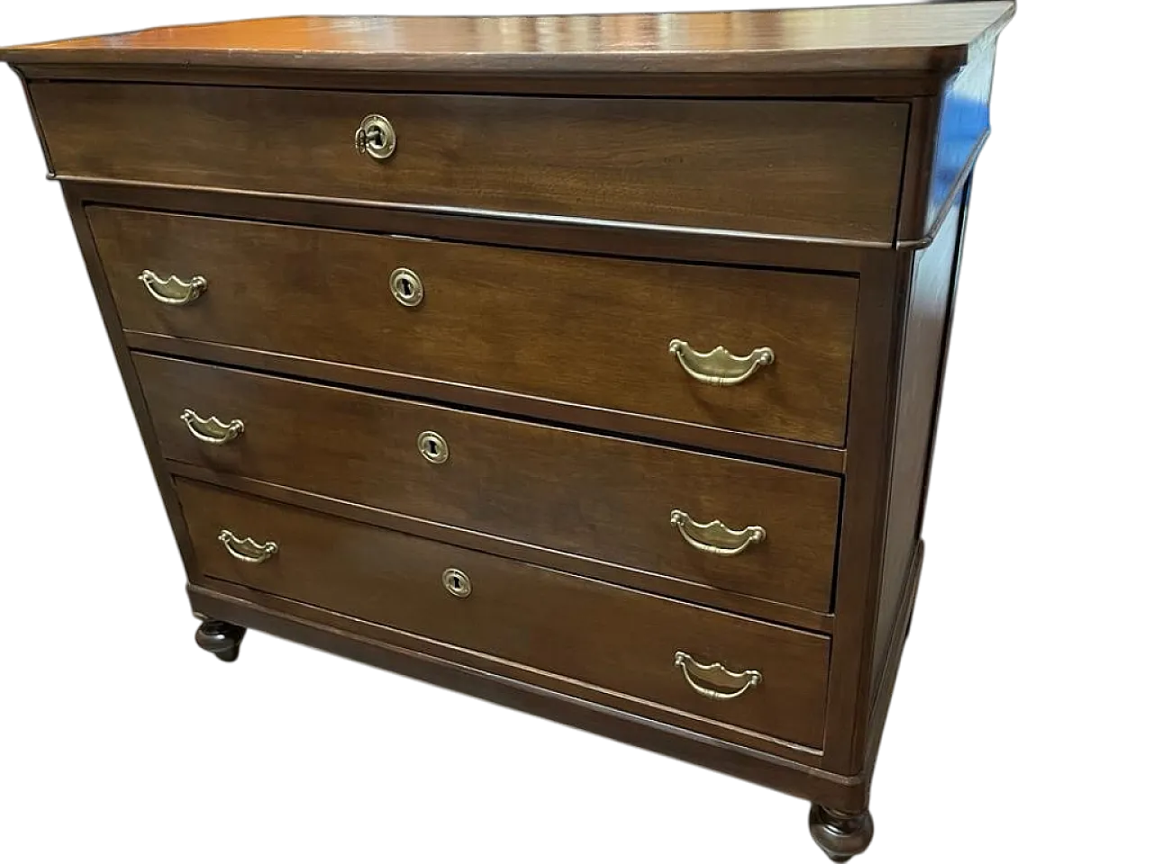 Directories Chest of drawers with brass handles, 1910s 6