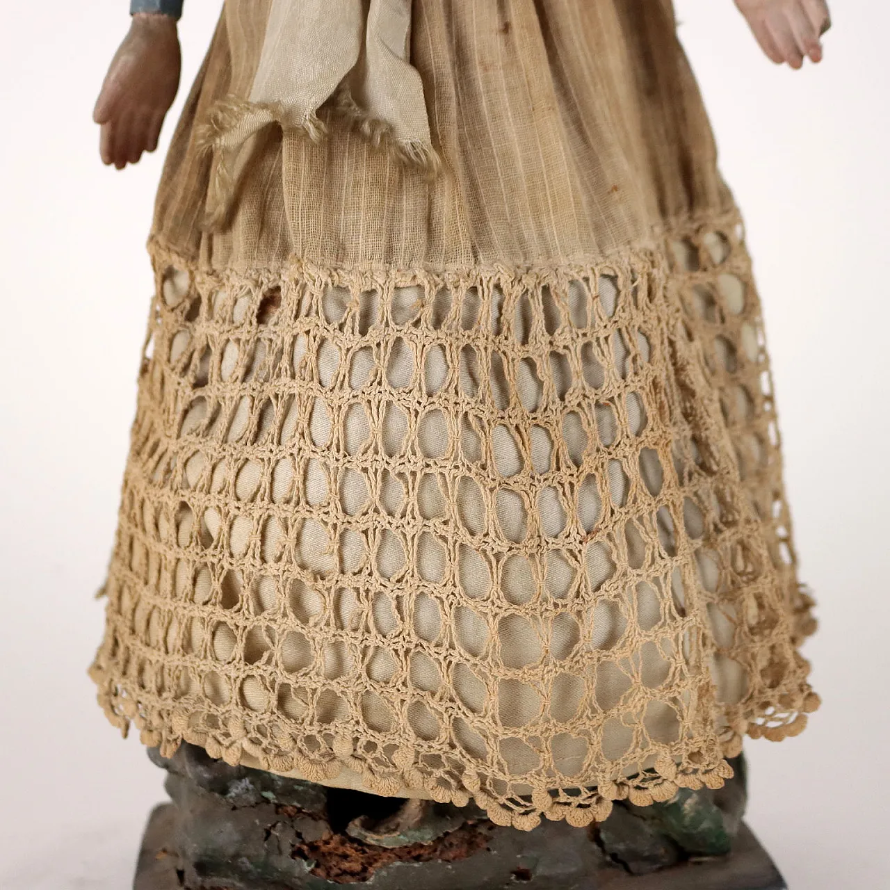 Wood, fabric and sheet metal princess sculpture, 19th century 5