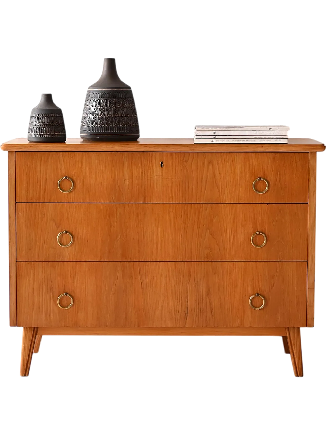 Vintage chest of drawers with gold handles 12