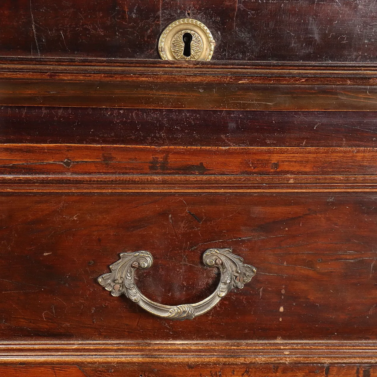 Canterano Barocco lastronato in noce, inizio '700 6