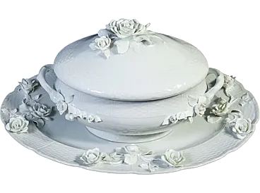 Soup tureen with tray in Limoges porcelain, mid-20th century