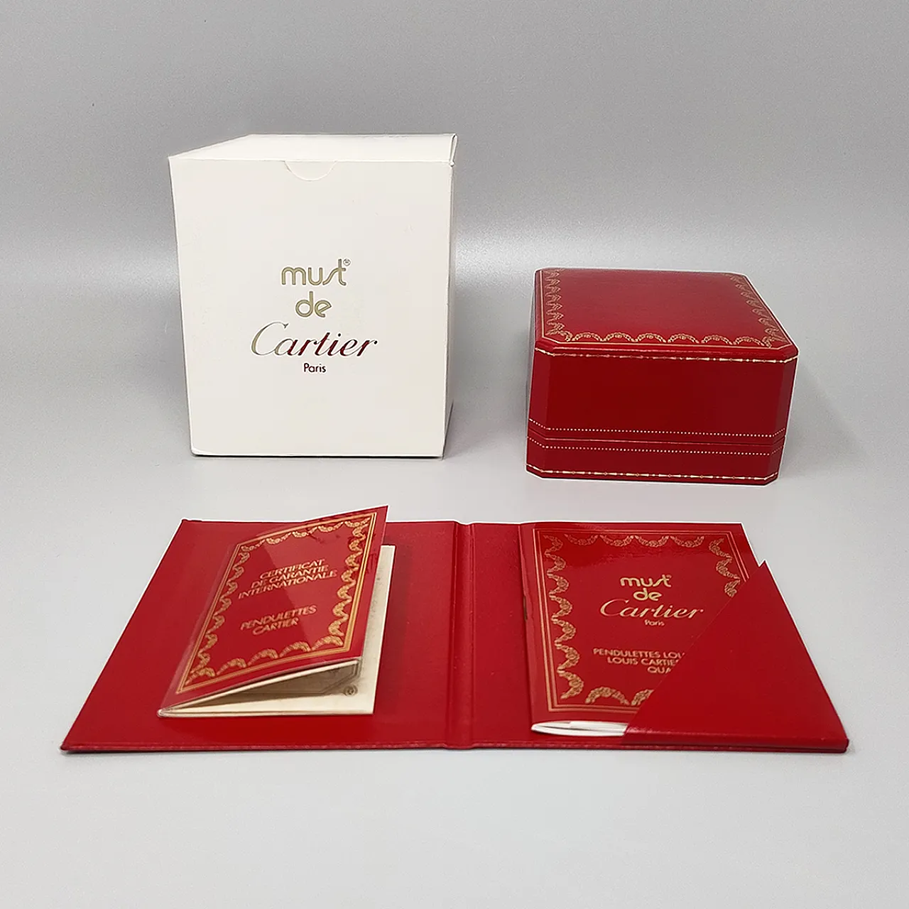 Alarm clock pendulette "Colisee" by Cartier, 1990s 8