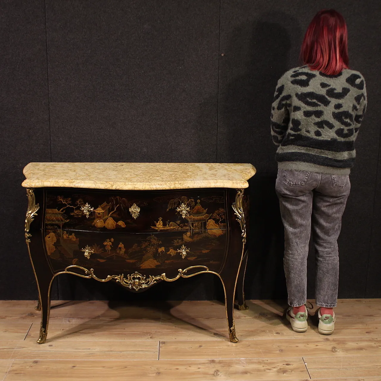 Comò in stile Luigi XV laccato a chinoiserie, '900 2
