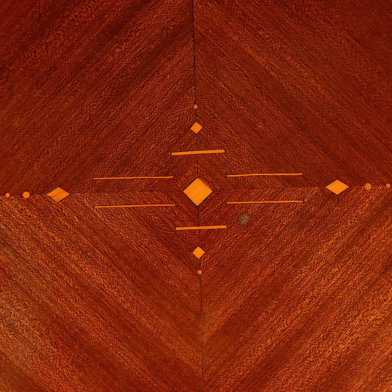 Mahogany veneered Art Nouveau coffee table, late 19th century 6