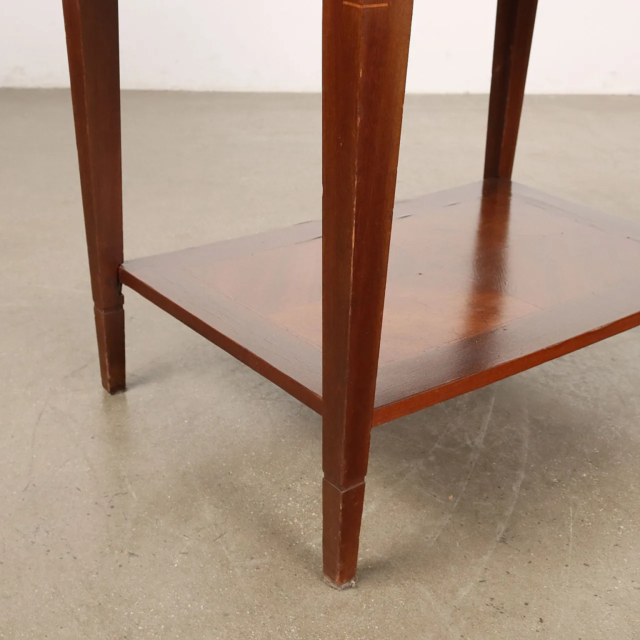 Mahogany veneered Art Nouveau coffee table, late 19th century 8
