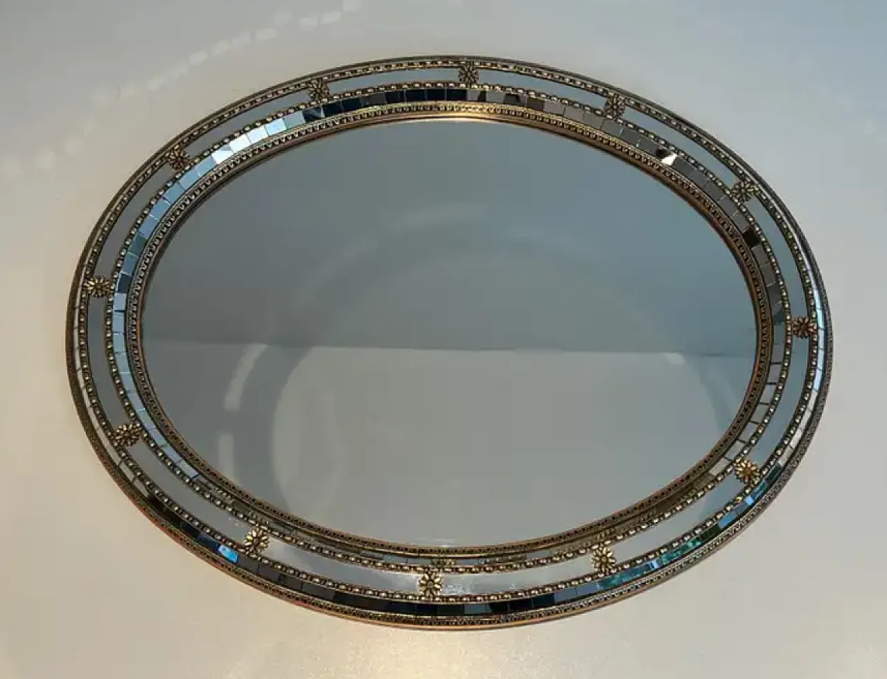Specchio ovale multifacciale con ghirlande in ottone, anni '70 3