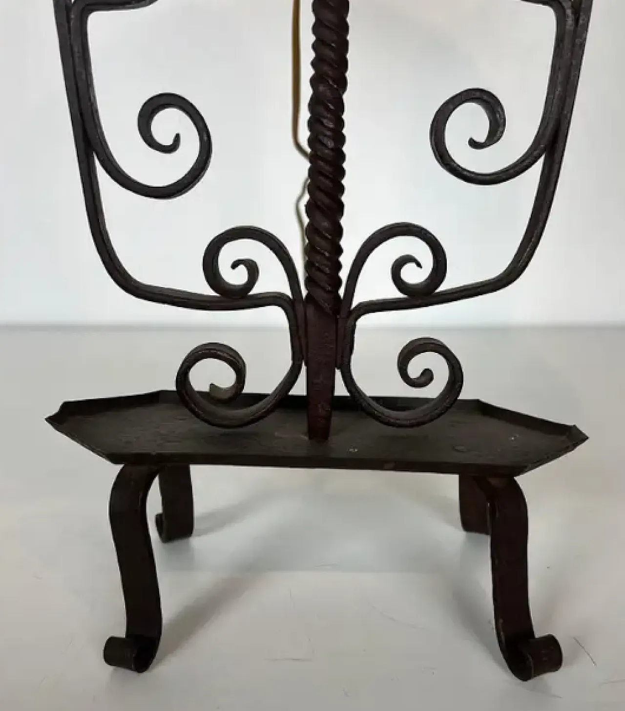 Candeliere a 6 luci in ferro battuto, anni '50 12