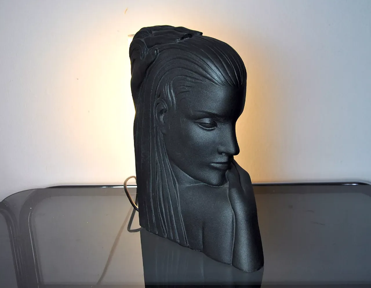 Plaster bust lamp of a woman, 1970s 7