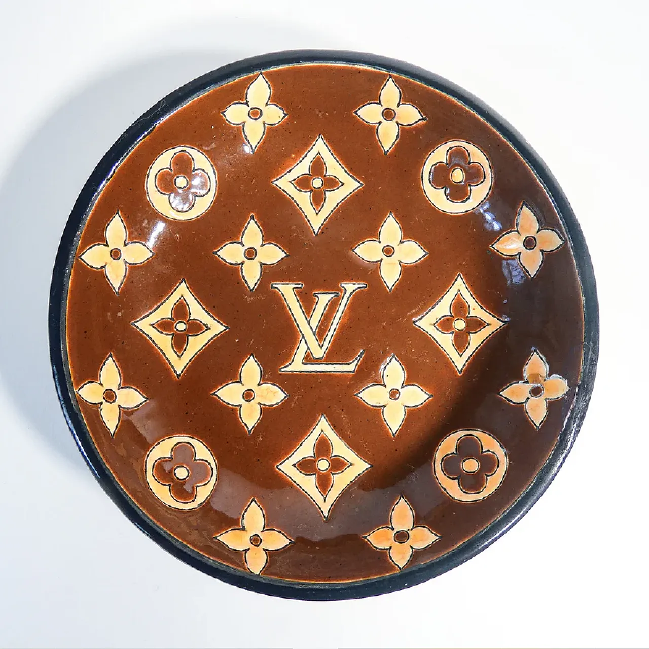 Piattino in ceramica di Louis Vuitton per Longwy, fine '900 4