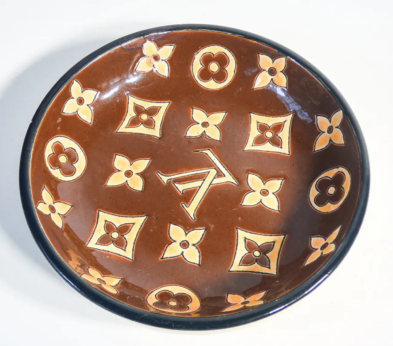 Piattino in ceramica di Louis Vuitton per Longwy, fine '900 5